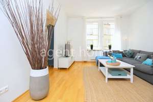 MÖBLIERT - WOHNEN im LEHENVIERTEL - 4-Zimmer-Wohnung mit zwei Schlafzimmern und Balkon   – Die vollständige Adresse der Immobilie erhältst du vom Anbieter., 70180 Lehen, Stuttgart – Vorschaubild 2