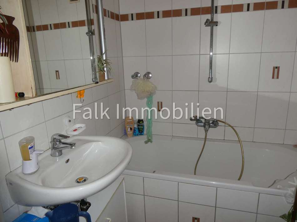 innenliegendes Bad mit Wanne