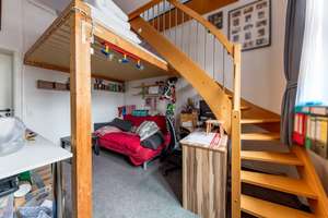 Frankfurt-Ostend: Gepflegte 4-Zimmer-Maisonettewohnung im historischen Altbaucharme - direkt an der  – 60314 Ostend, Frankfurt am Main – Vorschaubild 11
