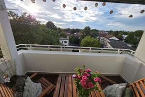 Wohnen über den Dächern der Bremer Neustadt - modernisierte 4-Zimmer-Wohnung mit Sonnenuntergängen! – 28201 Gartenstadt Süd, Bremen – Vorschaubild 3