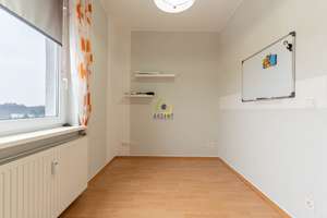 Property thumbnail 12