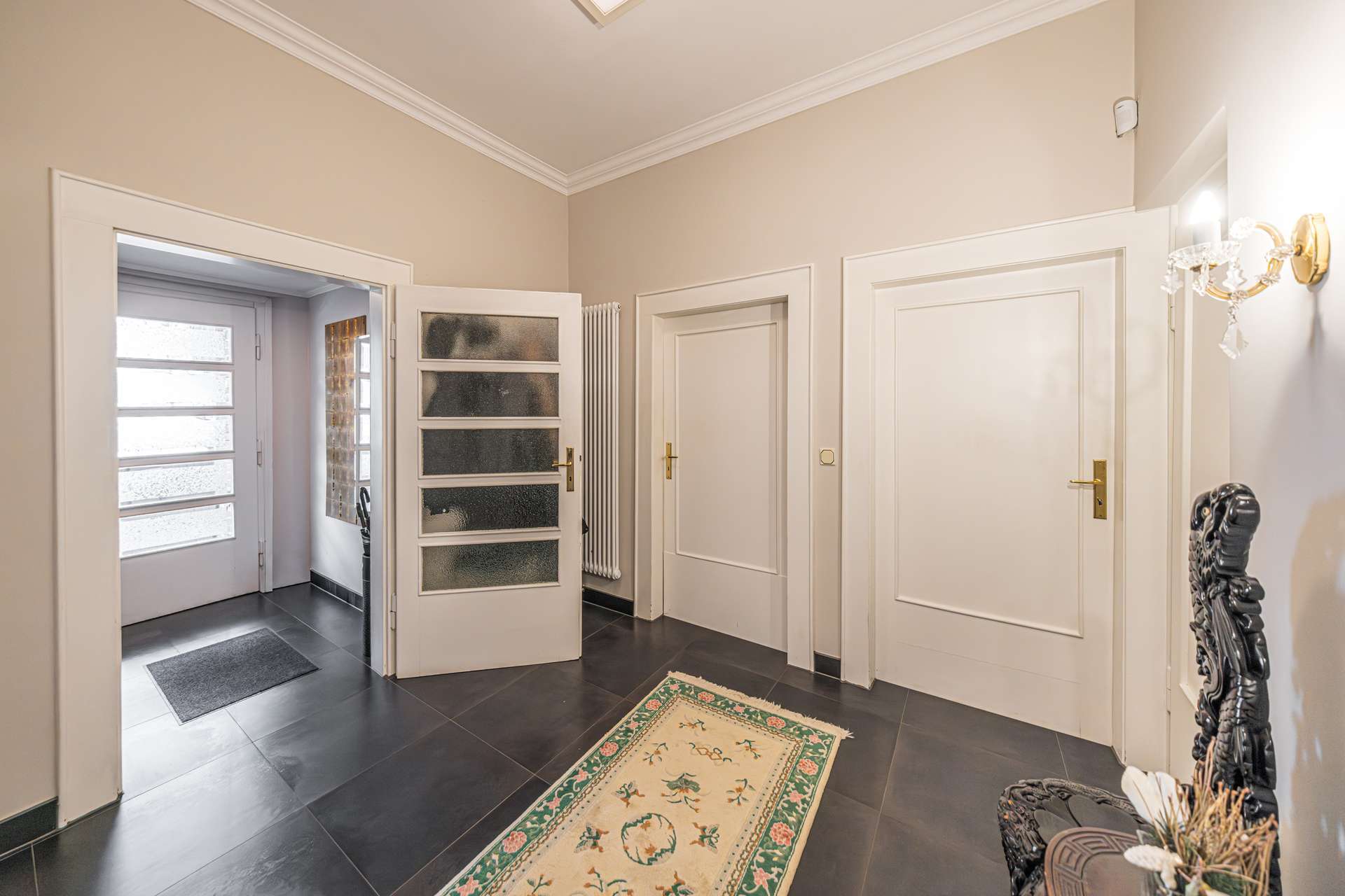 Charmante Altbauvilla mit parkähnlichem Garten und Ausbaupotenzial, Nordsachsen Kreis – Bild 2