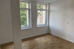 Erstbezug 3 Raum mit Balkon hochwertigeste Ausstattung – Max- Planck- Str. 66, 8525 Haselbrunn, Plauen – Vorschaubild 2