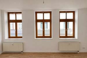 Helle renovierte 2-Zimmer Wohnung in der Neuen Straße
