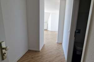 Moderne Wohnung zum wohlfühlen in Sudenburg - jetzt PKW Stellplatz 1 Jahr mietfrei dazu! – Helmstedter Straße 32, 39112 Sudenburg, Magdeburg – Vorschaubild 2