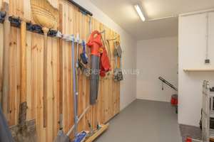 NEUWERTIG! Großes Einfamilienhaus mit fertiger Außenanlage und Garage - direkt bezugsfrei! – Die vollständige Adresse der Immobilie erhältst du vom Anbieter., 53783 Eitorf – Vorschaubild 13