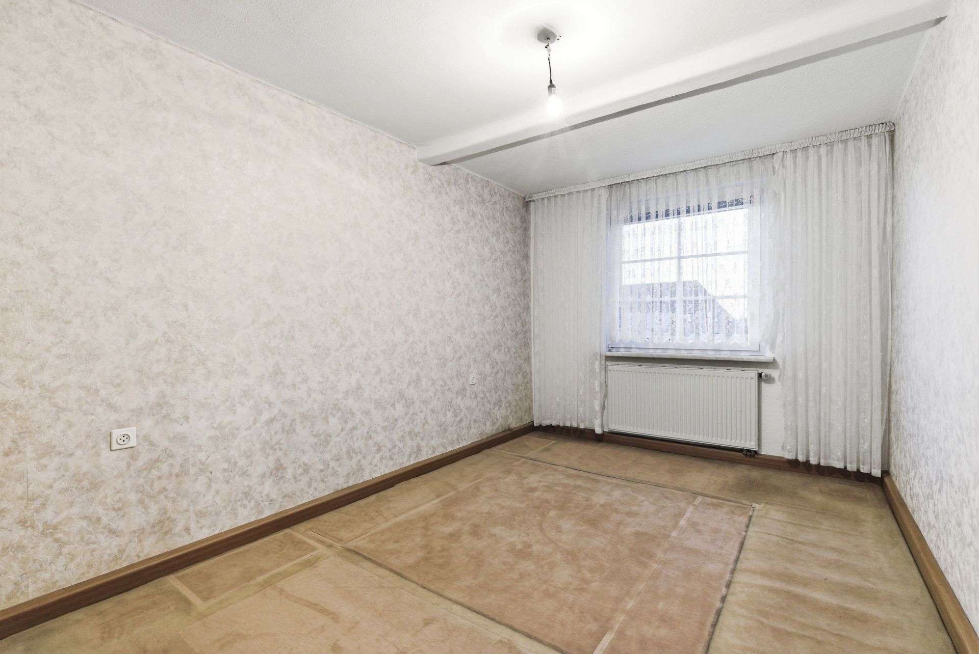 Immobilie in Gröditz - Geräumige 3 Raumwohnung mit extra viel Nutzfläche für Ihre Hobbys - Bild 5