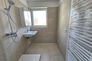 Fürth-Stilvoll sanierte 2-Zimmerwohnung im 5.OG mit Aufzug, Loggia und Bad mit Fenster!! – Die vollständige Adresse der Immobilie erhältst du vom Anbieter., 90762 Stadtpark, Stadtgrenze, Fürth – Vorschaubild 16