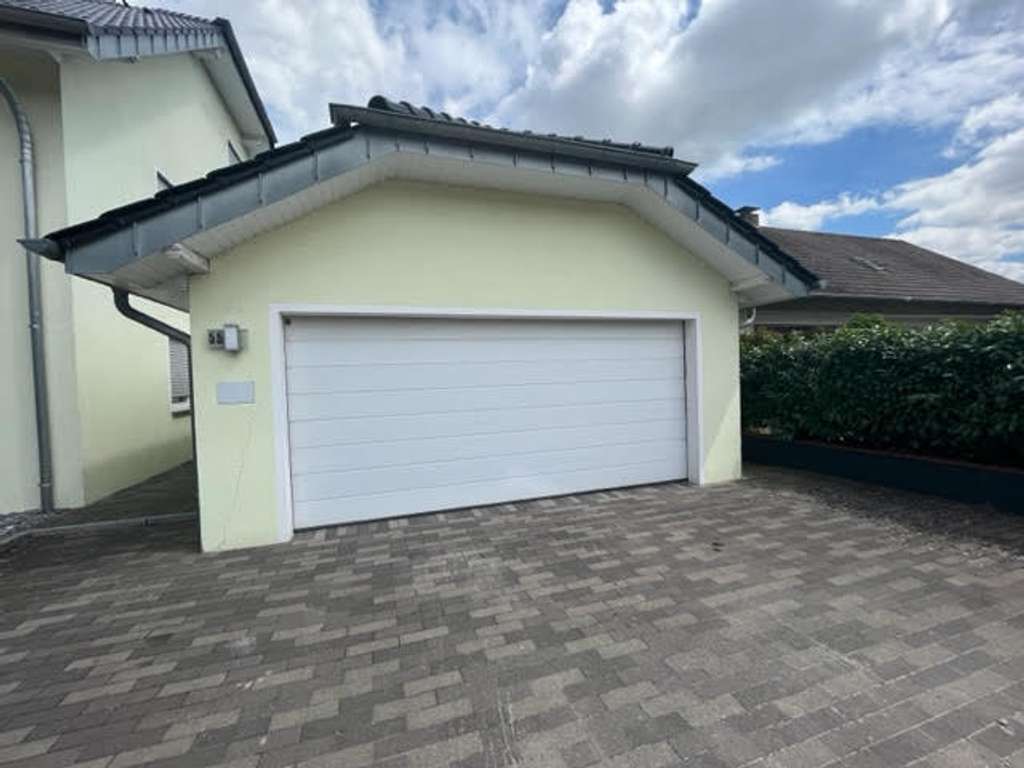 Immobilie in Lage - Zweifamilienhaus mit großem Potential - ideal für Eigennutzer & Kapitalanleger - Selbstversorger -  - Bild 1