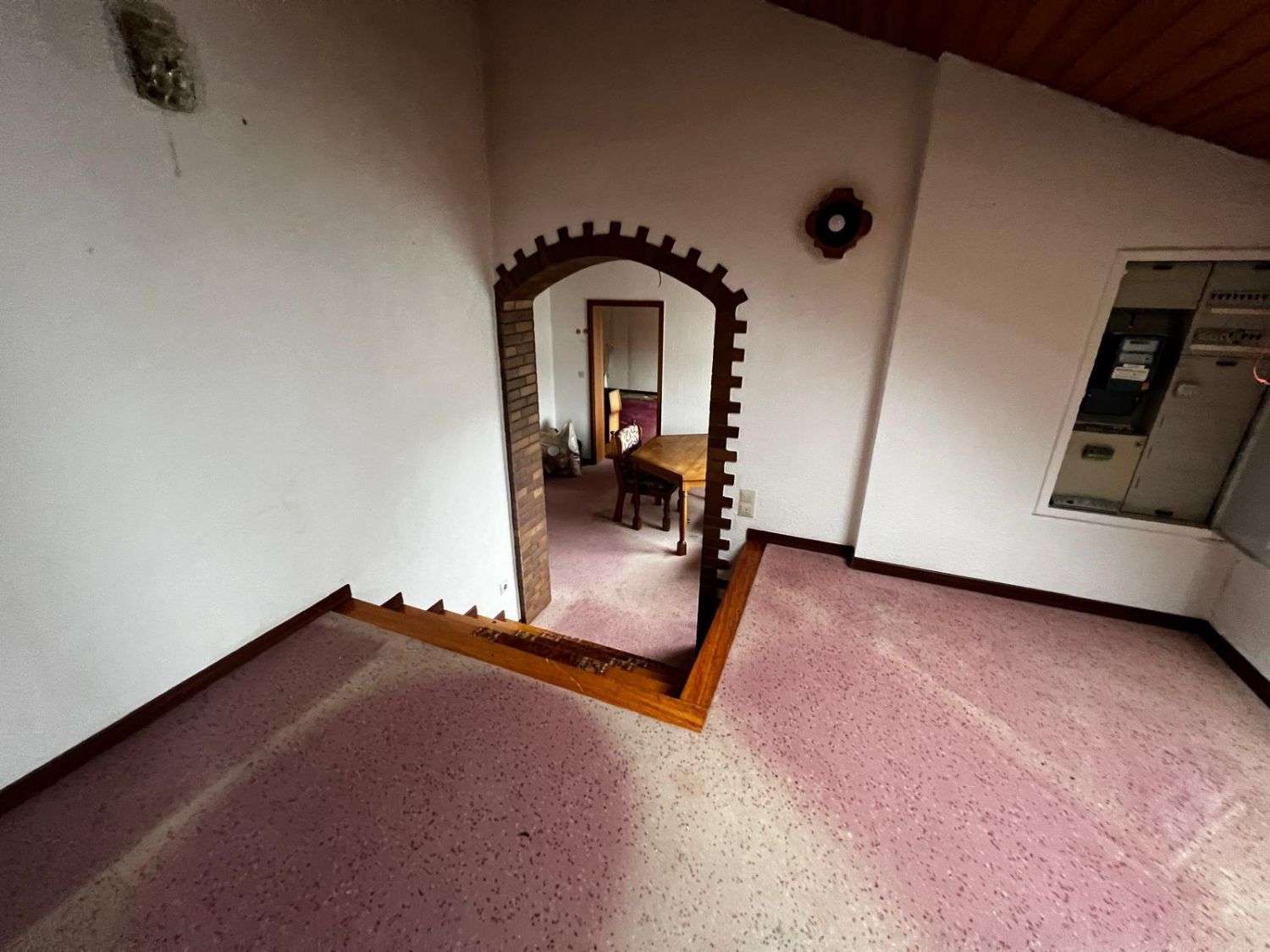 Gepflegtes Einfamilienhaus mit großem Garten und Potenzial in ruhiger Lage, Lahn Dill Kreis – Bild 4