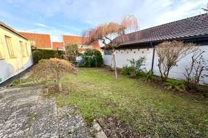 Charmanter Bungalow 
mit Potenzial inkl. Garage – Die vollständige Adresse der Immobilie erhältst du vom Anbieter., 71336 Waiblingen – Vorschaubild 3