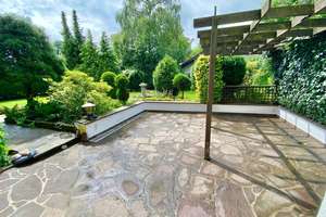 Charmantes, großzügiges 8,5 Zimmer-Einfamilienhaus mit schönem Garten und mehreren Terrassen – Brunnenstraße 37, 85598 Vaterstetten – Vorschaubild 5