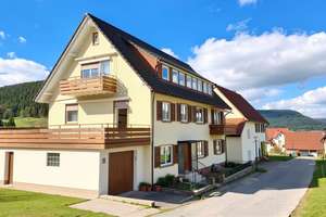 Sofort frei: 1-Zimmer-Wohnung mit Balkon und schöner Aussicht in Baiersbronn