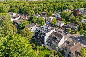 Mehrfamilienhaus mit Erweiterungspotenzial oder Neubebauung!