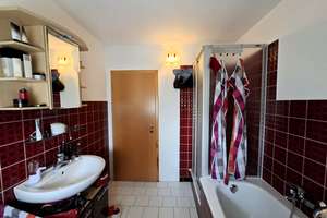 KR-Forstwald: geflegtes Reiheneckhaus unterkellert, mit Garage, Garten und überdachter Terrasse ! – Die vollständige Adresse der Immobilie erhältst du vom Anbieter., 47804 Forstwald, Krefeld – Vorschaubild 25