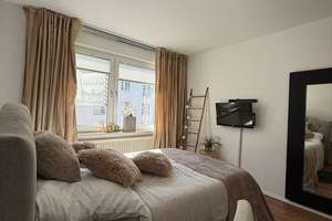 SOFORT FREI !!! TRAUMHAFTES NEST IN DERENDORF MIT BALKON