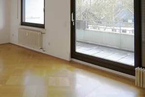 Bad Wilhelmshöhe/Dönche …sofort freie Wohnung mit schönem Balkon und Garage – Die vollständige Adresse der Immobilie erhältst du vom Anbieter., 34134 Süsterfeld, Kassel – Vorschaubild 2