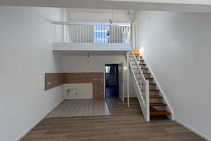 Frisch renovierte 3,5-Zimmer-Maisonettewohnung im Dachgeschoss mit Balkon – Franz-Lehar-Weg 6, 76448 Durmersheim – Vorschaubild 2