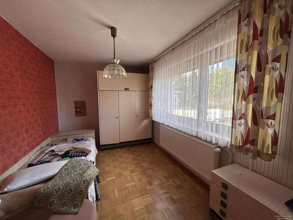 Zimmer 2 OG