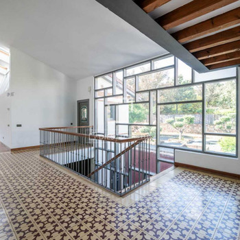 Exklusives Einfamilienhaus zu verkaufen in Ciudalcampo, Madrid