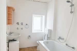 Charmante 2-Zimmer-Wohnung in zentraler Lage von Ingolstadt – Dollstraße 12, 85049 Mitte, Ingolstadt – Vorschaubild 5