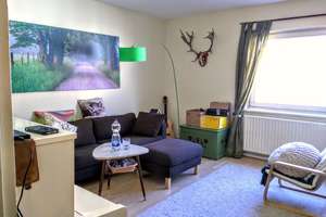 3-ZKB, Balkon, Laminat, Wa-Bad m. Fenster, EBK, hell u. gemütlich