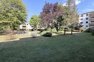 NEU am Markt: 3 ZKB-Wohnung mit Balkon im Hochparterre und TG-Stellplatz ab sofort frei – 81673 Josephsburg, München – Vorschaubild 3