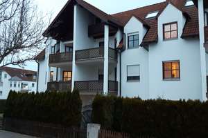 Gepflegte 2-Zimmer-Wohnung mit Balkon und Einbauküche in Diedorf