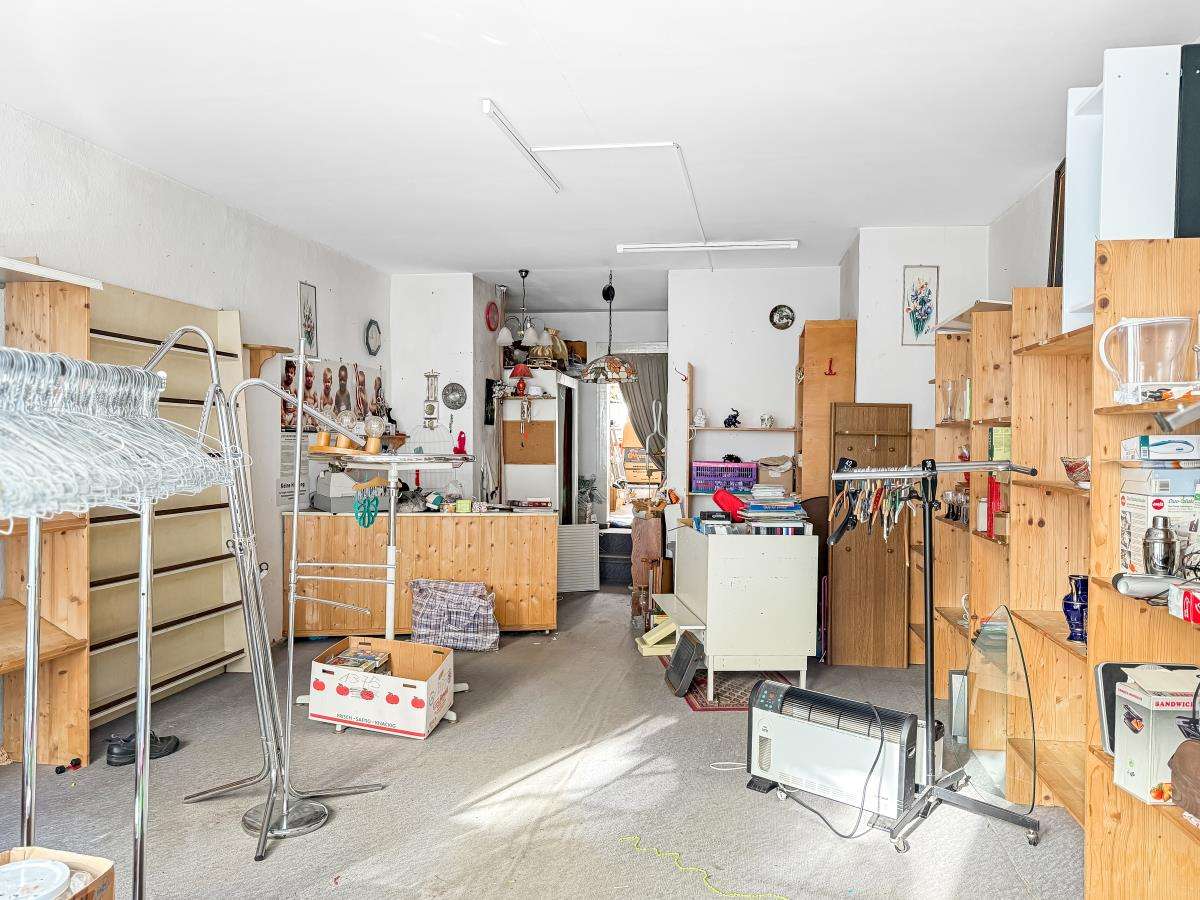 (A1529) Wohn- und Geschäftshaus in zentraler Lage von Schleiz, Saale Orla Kreis – Bild 2