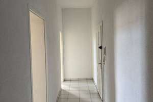"GOOD NEWS" IM NORDEND: Sonnige  Altbauwohnung mit 2 Zimmern und Tageslichtbad -sofort frei-. – 60318 Nordend-West, Frankfurt am Main – Vorschaubild 8