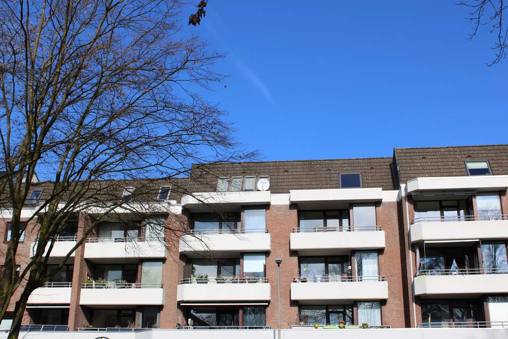 Immobilie in Buchholz in der Nordheide - Käuferprovisionsfrei!
Großzügige Eigentumswohnung in attraktiver, zentraler 
Wohnlage - Bild 1