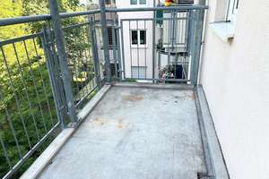 °Schön Wohnen in Johannstadt° helle 2 Zimmer mit Balkon, renoviert mit Laminat + Wannenbad + Aufzug – 1307 Johannstadt-Süd, Dresden – Vorschaubild 16