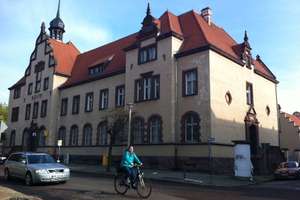 ***1a-LAGE***kaiserliches Postamt***Entwicklungsobjekt***Denkmal***mietfrei*** – Fritz-Brandt-Str. 25, 39261 Zerbst/Anhalt – Vorschaubild 1