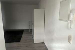 Helle 1-Zimmer-Wohnung, mit kleiner Küchenzeile im Herzen der Stadt Pforzheim – Zehnthofstr. 5-7, 75175 Innenstadt, Pforzheim – Vorschaubild 4