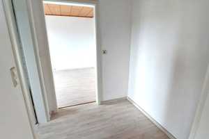 Frisch renovierte 2-Zimmer-Wohnung mit Balkon in Pforzheim/Mäuerach – Pforzheim – Vorschaubild 5