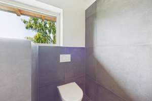 Nur zwei Wohneinheiten! Exklusives Wohnen in hochwertiger & ökologischer Holzständerbauweise! – 85053 Südost, Ingolstadt – Vorschaubild 28