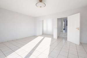 Geräumiges Reihenendhaus im Split-Level-Stil mit tollem Blick in die Wiembachaue in Berg.-Neukirchen – Die vollständige Adresse der Immobilie erhältst du vom Anbieter., 51381 Lützenkirchen, Leverkusen – Vorschaubild 11