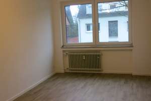 Wohlfühloase! Helle, großzügige und sehr gut geschnittene Wohnung in parkähnlichem Umfeld – 47137 Untermeiderich, Duisburg – Vorschaubild 8