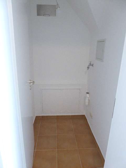 Traumhafte Dachgeschosswohnung... V-E-R-M-I-E-T-E-T image