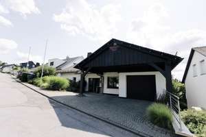 Hideaway mit Stil – Großes Grundstück, Pool & spektakuläre Aussicht – Die vollständige Adresse der Immobilie erhältst du vom Anbieter., 59581 Warstein – Vorschaubild 6