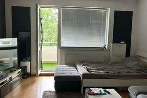 Kapitalanlage - vermietete 1 Zimmer ETW mit Balkon in Berlin Spandau -Nahe Charlottenburg