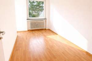 Penthouse Feeling mit Balkon und toller Aussicht ins Grüne – Die vollständige Adresse der Immobilie erhältst du vom Anbieter., 65191 Bierstadt, Wiesbaden – Vorschaubild 9