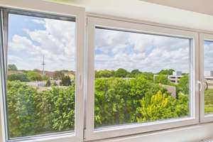 Penthousewohnung in Findorff mit Fahrstuhl, Blick ins Grüne und Potenzial – Die vollständige Adresse der Immobilie erhältst du vom Anbieter., 28215 Weidedamm, Bremen – Vorschaubild 3