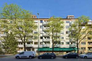 Freundliche 2-Zimmerwohnung mit Westbalkon und Tiefgarageneinzelstellplatz – Die vollständige Adresse der Immobilie erhältst du vom Anbieter., 80809 Am Riesenfeld, München – Vorschaubild 1