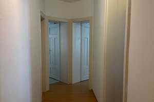 2 Zimmer: gemütliche helle Wohnung - Duschbad, EBK möglich ! – Seerobenstraße 2, 65195 Wiesbaden – Vorschaubild 4