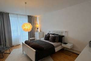**Text lesen** // Helle, großzügige 2-Zimmer-Wohnung mit zwei Balkonen – Auf dem Hügel 23, 50933 Müngersdorf, Köln – Vorschaubild 4