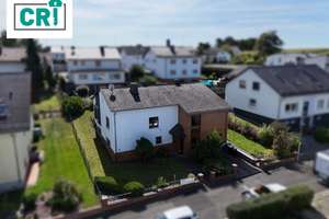 Viel Platz für die Familie – Einfamilienhaus mit Einliegerwohnung in Niederklein – Die vollständige Adresse der Immobilie erhältst du vom Anbieter., 35260 Stadtallendorf – Vorschaubild 1
