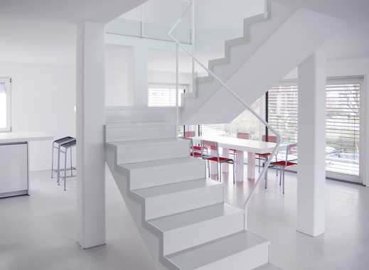Weißes Taum Loft auf 2 Etagen mit Luxusbad
