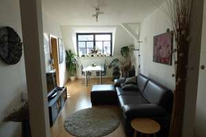 Tolle 3- Raum- DG- Wohnung mit Balkon – Leonhardtstraße 40, 9112 Kaßberg, Chemnitz – Vorschaubild 2