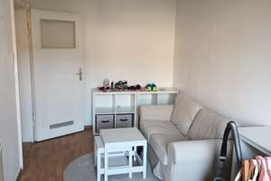 Möblierte 2-Zimmer-Wohnung mit Küche zentral in Würzburg – Bahnhofstraße 24, 97070 Altstadt, Würzburg – Vorschaubild 3